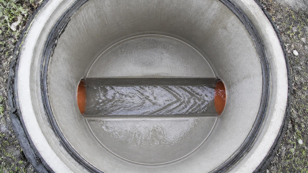 Same Glasgow drain after high-pressure jetting, clean and clear